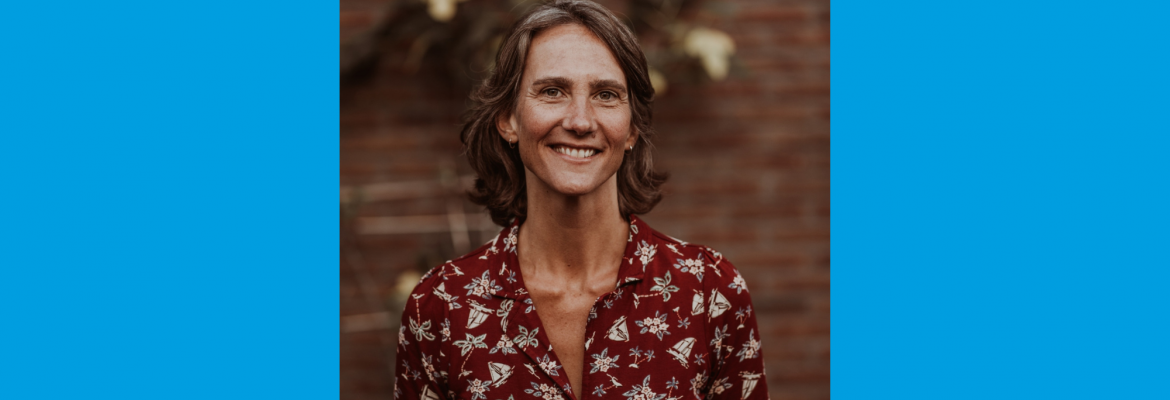 Jolien Schölvinck  Interview met Jolien Schölvinck: “We nemen niet meer de tijd om te onderzoeken wie we tegenover ons hebben.”