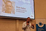 Terugblik BCMB Vakdag: samen grenzen verleggen / Op 2 november vond weer de jaarlijkse BCMB Vakdag plaats. Voor het eerst was de mogelijkheid om de vakdag online bij te wonen in plaats van fysiek. Hier bleek veel animo voor: maar liefst 178 cliëntondersteuners waren online aanwezig en 54 fysiek bij de Christelijke Hogeschool Ede.